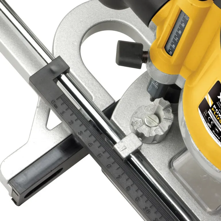 Bovenfrees 1500 W + 12 frezen